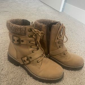 Cliffs boots size 8.5